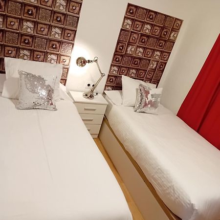 Apartamento Compartido Excelente Ubicacion El Prat de Llobregat Zewnętrze zdjęcie