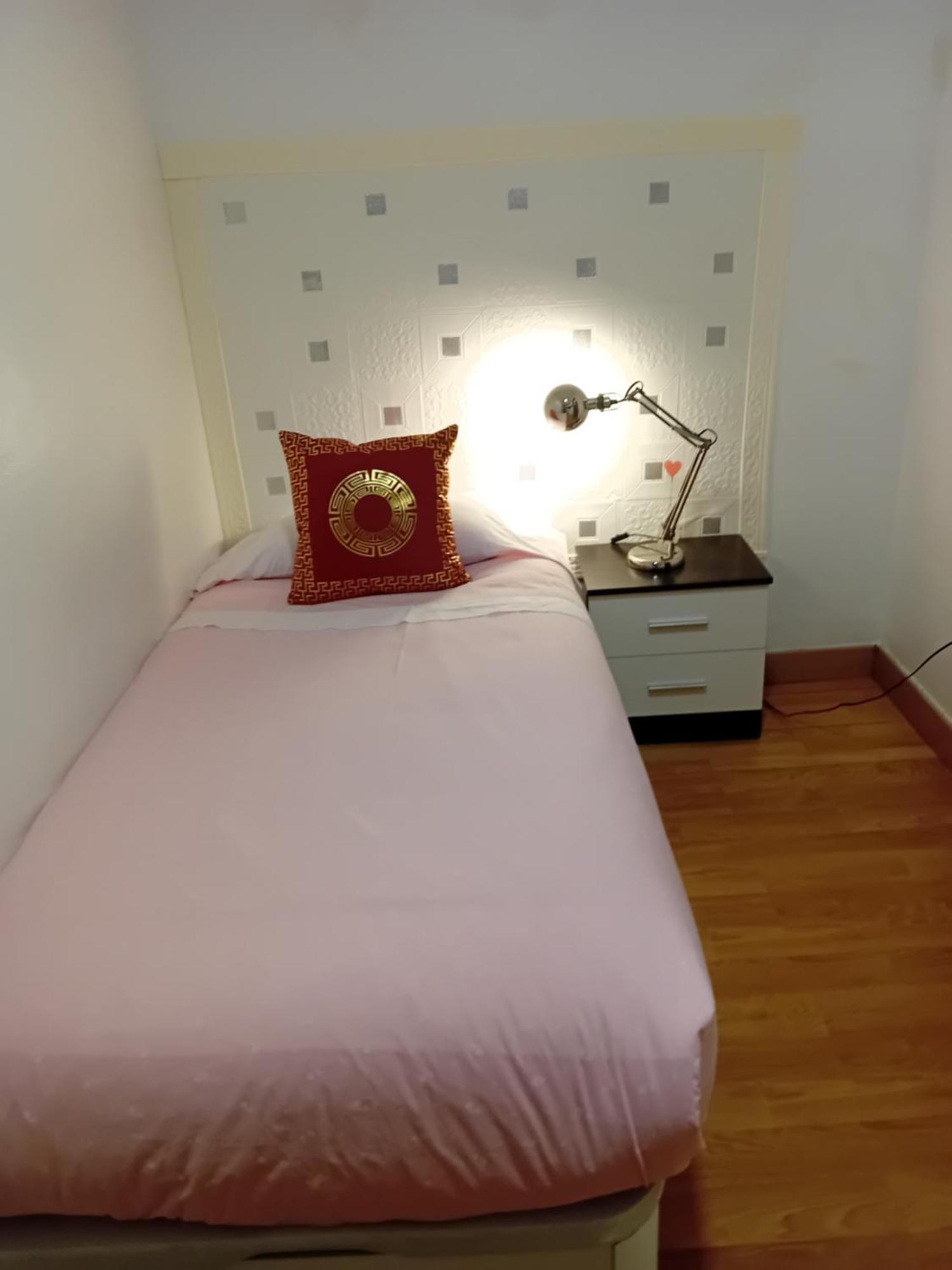 Apartamento Compartido Excelente Ubicacion El Prat de Llobregat Zewnętrze zdjęcie